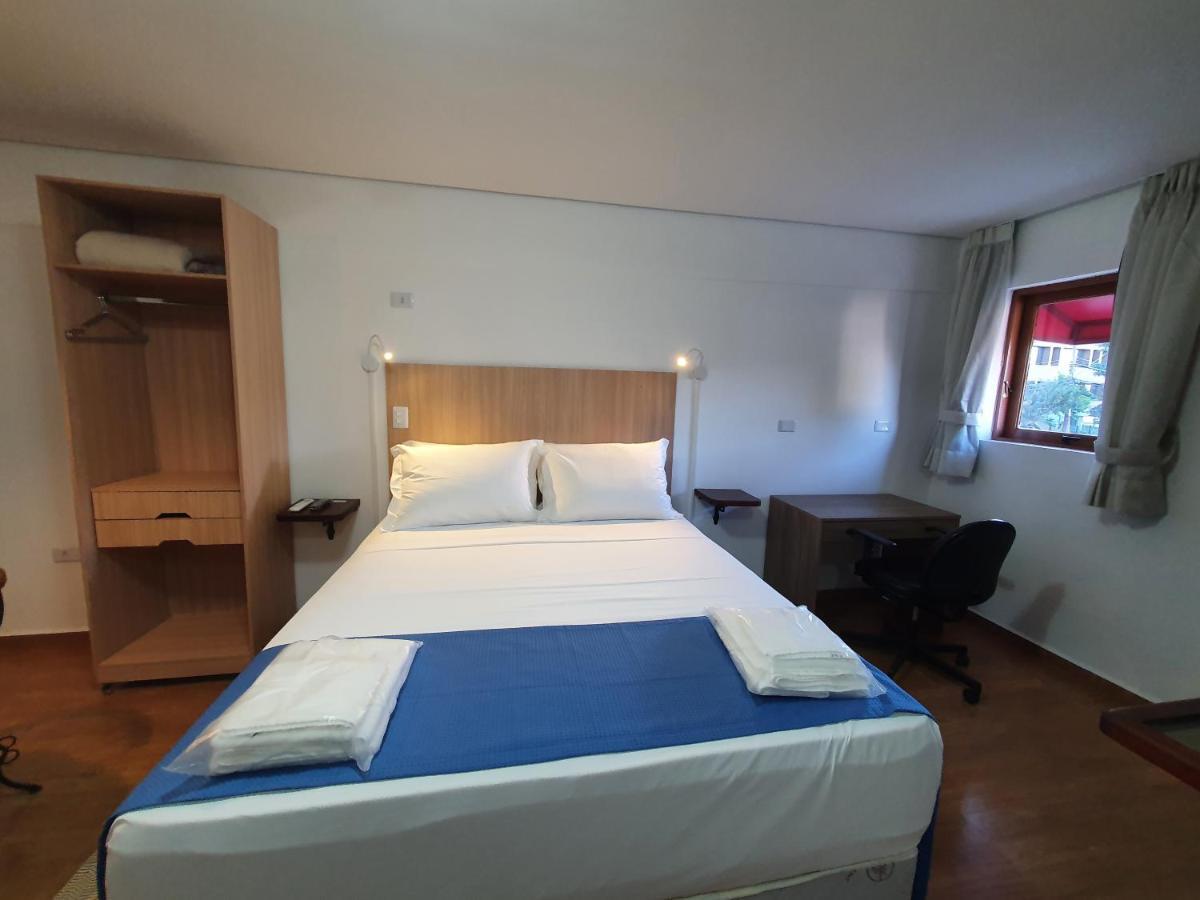 Hotel Chalet Monet - Granja Vianna 科蒂亚 外观 照片