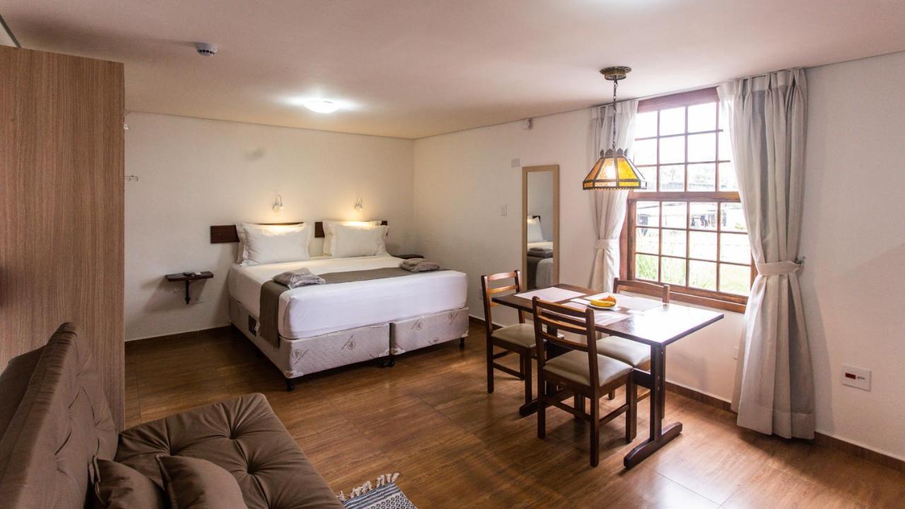 Hotel Chalet Monet - Granja Vianna 科蒂亚 外观 照片
