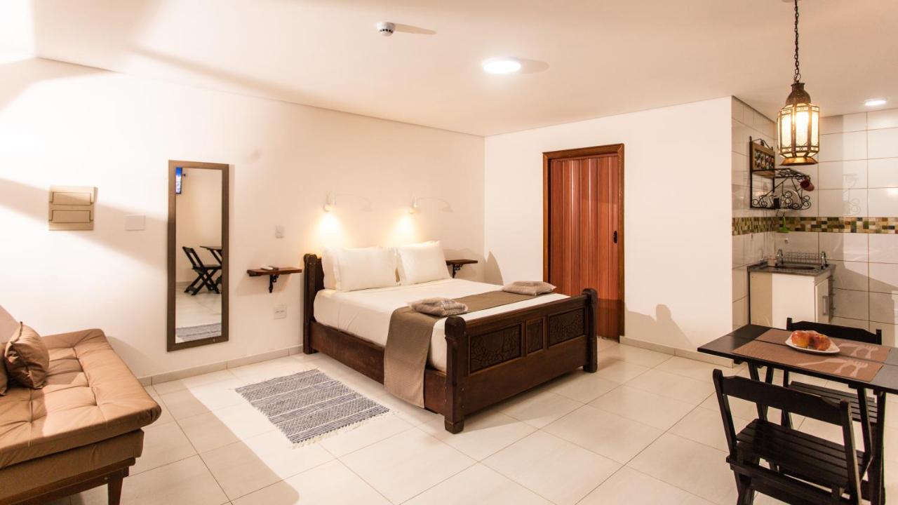 Hotel Chalet Monet - Granja Vianna 科蒂亚 外观 照片