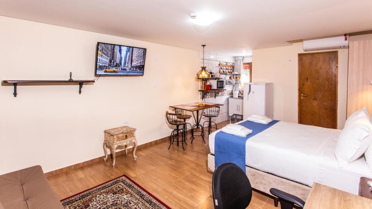 Hotel Chalet Monet - Granja Vianna 科蒂亚 外观 照片