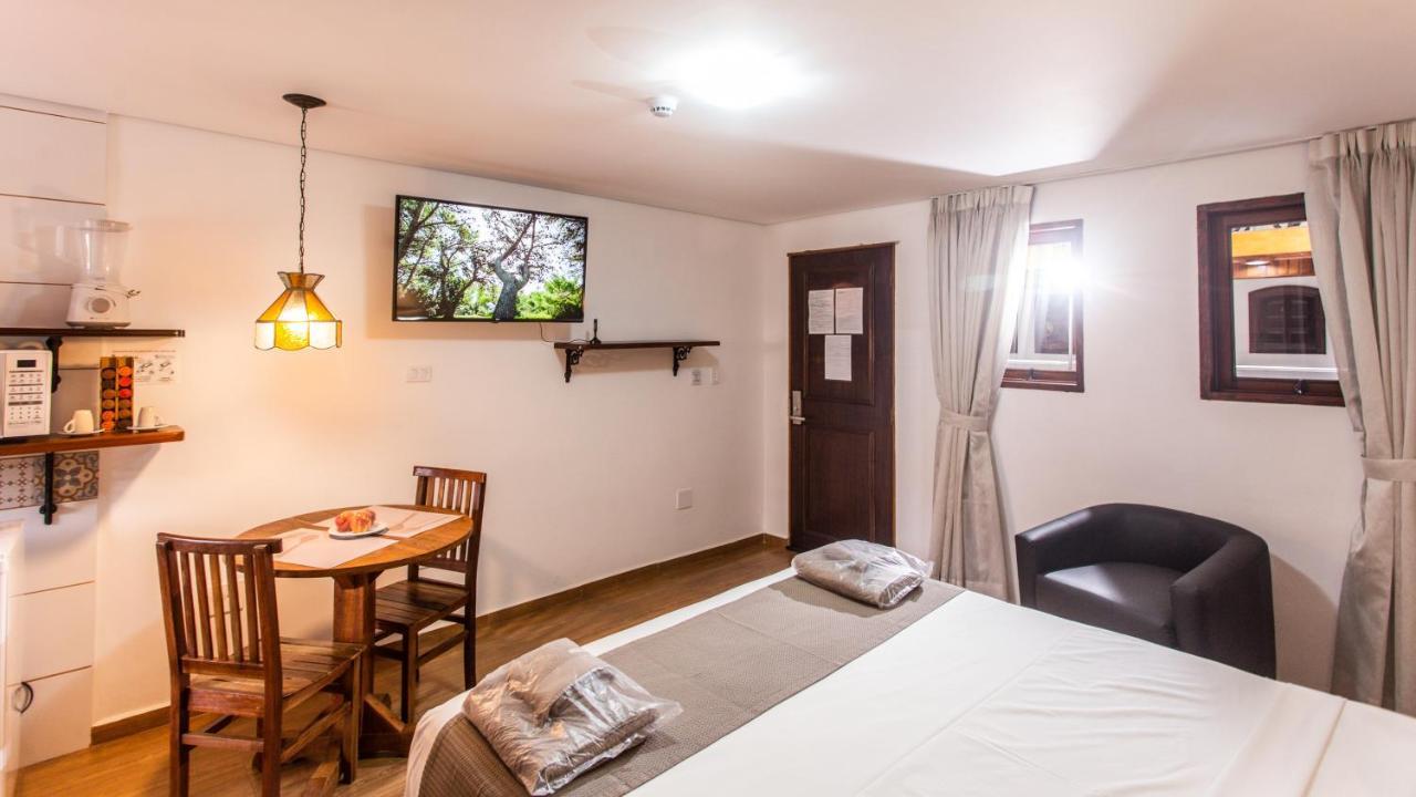 Hotel Chalet Monet - Granja Vianna 科蒂亚 外观 照片