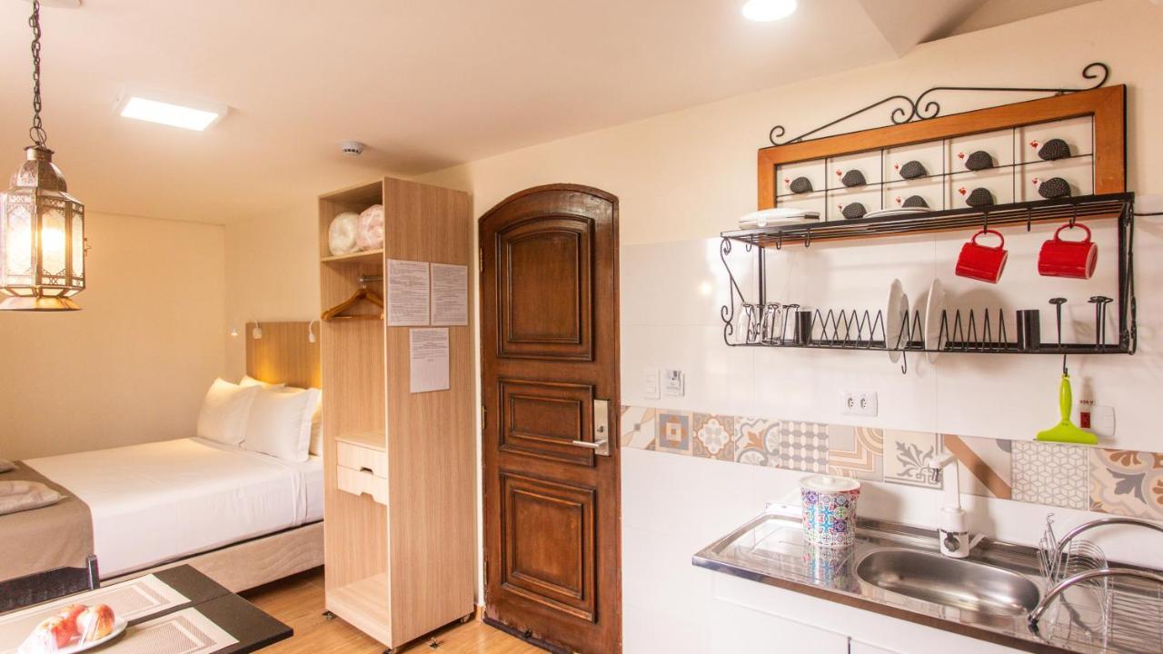 Hotel Chalet Monet - Granja Vianna 科蒂亚 外观 照片