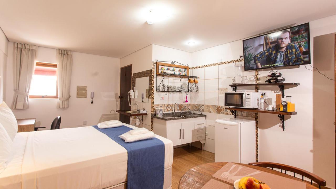 Hotel Chalet Monet - Granja Vianna 科蒂亚 外观 照片