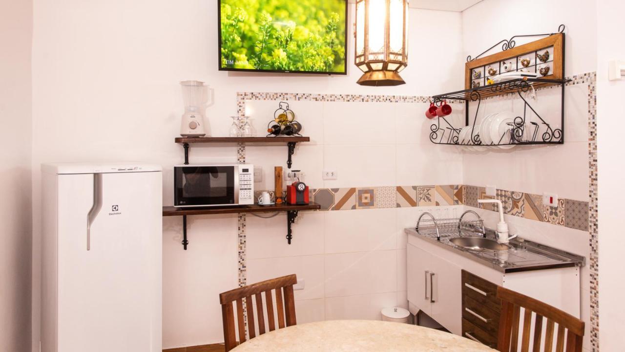 Hotel Chalet Monet - Granja Vianna 科蒂亚 外观 照片